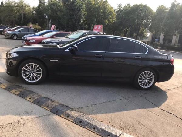 【扬州】2016年1月 宝马 宝马5系 525li 2.0t 豪华设计套装 手自一体