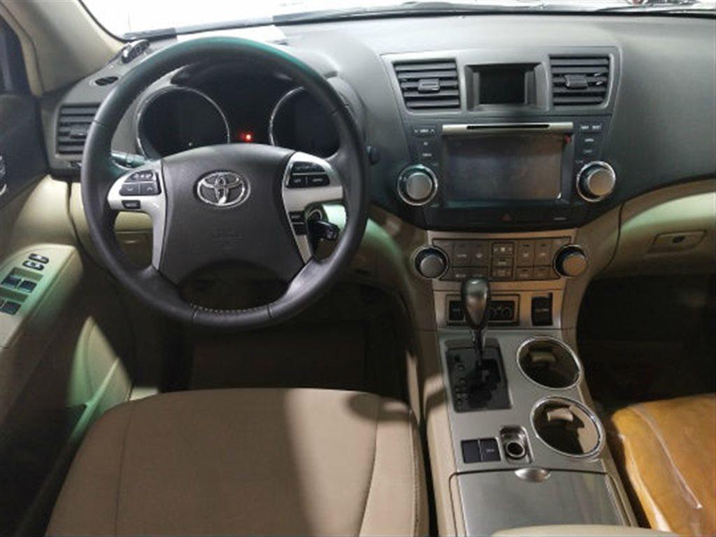 2014年8月丰田 汉兰达 汉兰达 2012款 2.7l 两驱7座豪华版