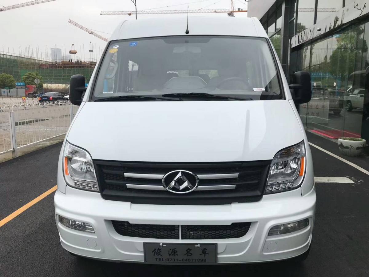 2017年01月上汽大通maxus v80