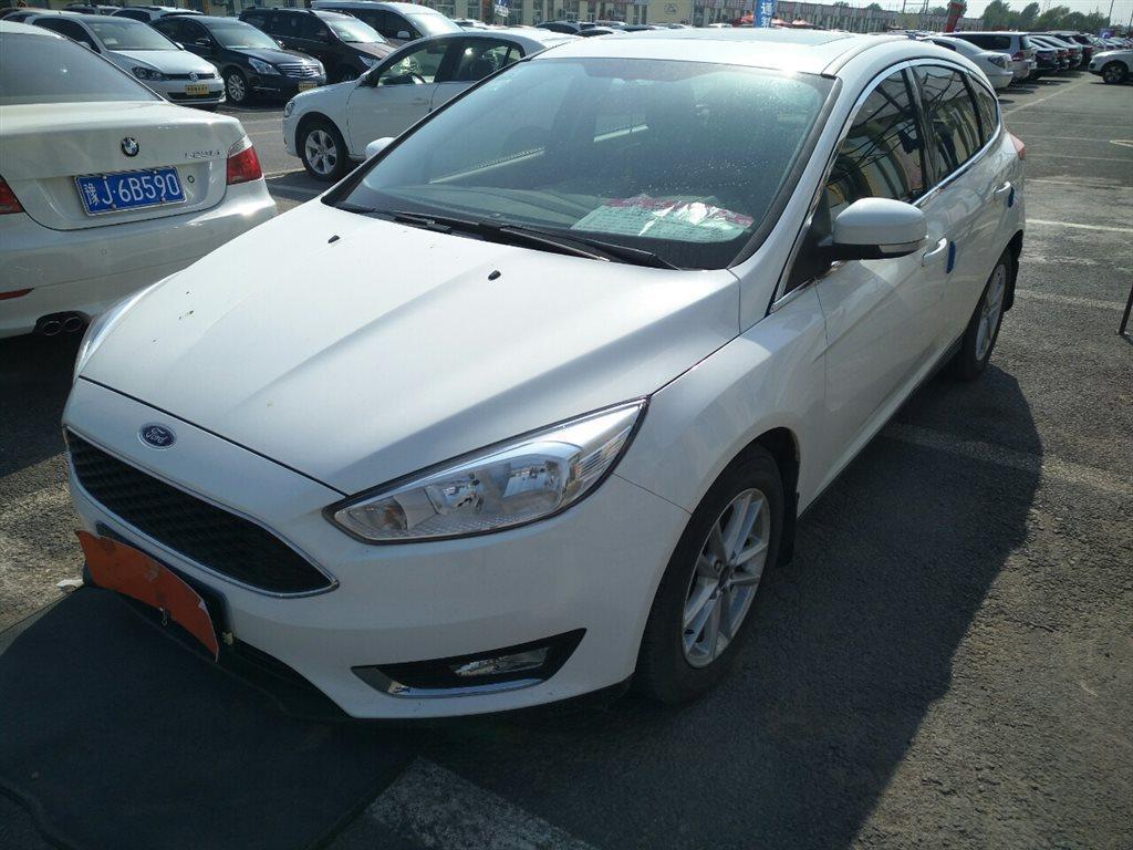 福特福克斯2016款自动风尚型 福特福克斯2016款自动三厢