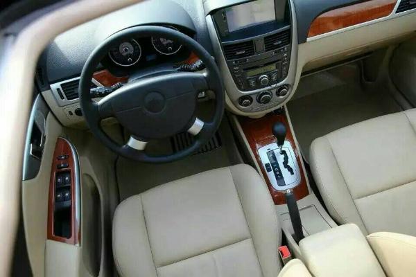 别克凯越2012款自动挡,凯越2012款参数配置 【烟台】2012年3月 别克 凯越 1.6 lx 红色 自动档
