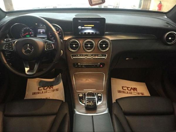 奔驰glc级 glc300 4matic 2.0t 动感型