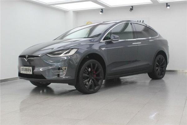 2017年2月 特斯拉 model x p90d model x p90d signature red 灰色