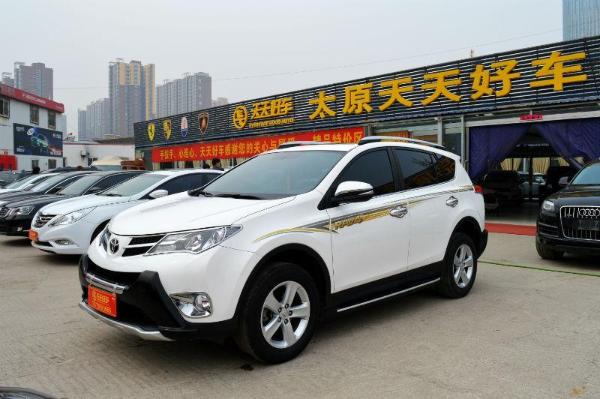 2014年2月 丰田 rav4 2.0s 四驱风尚版