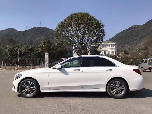 奔驰c200l新款2019
