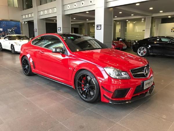 【宁波】2013年4月 奔驰c级 c63 amg 6.2l 高性能版 红色 手自一体