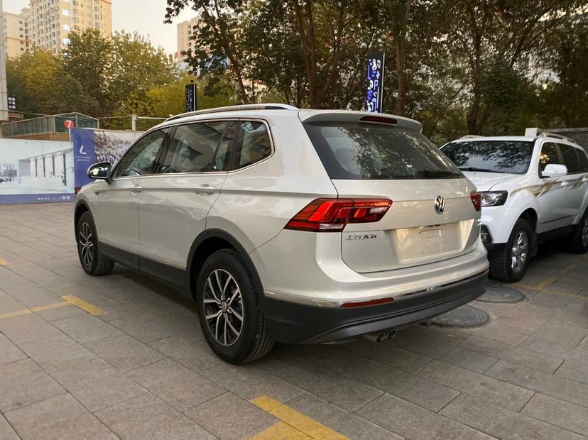【北京】未上牌 大众 途观l 2018款 280tsi 自动两驱舒适版 自动档