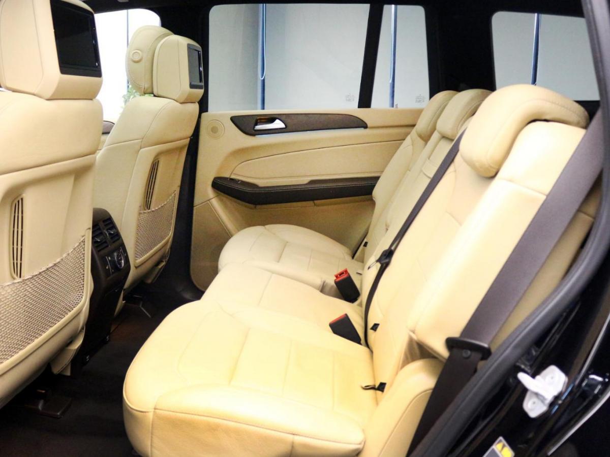 奔驰 奔驰GLS  2018款 改款 GLS 400 4MATIC豪华型图片