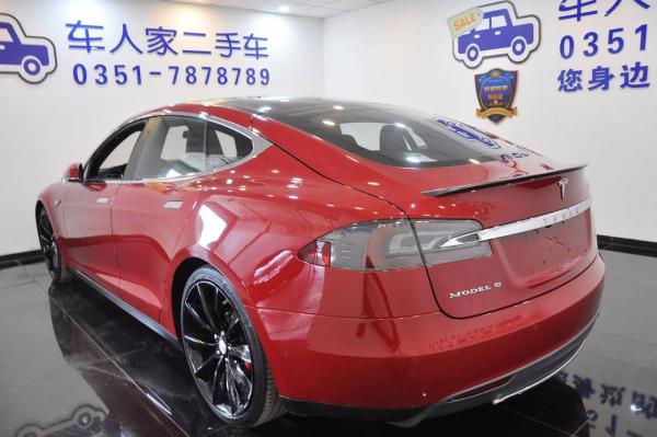 【太原】2016年1月 特斯拉 model s p85d 红色 自动档