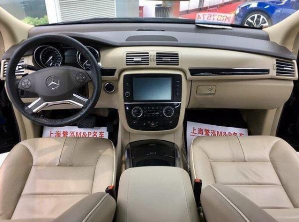 奔驰r级 r400 4matic 3.0t 商务型