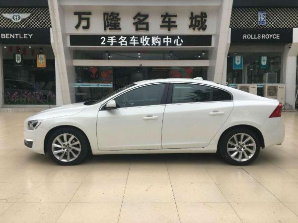 【南宁】2016年1月 沃尔沃 s60 l 2.0t t4 智远版 白色 手自一体