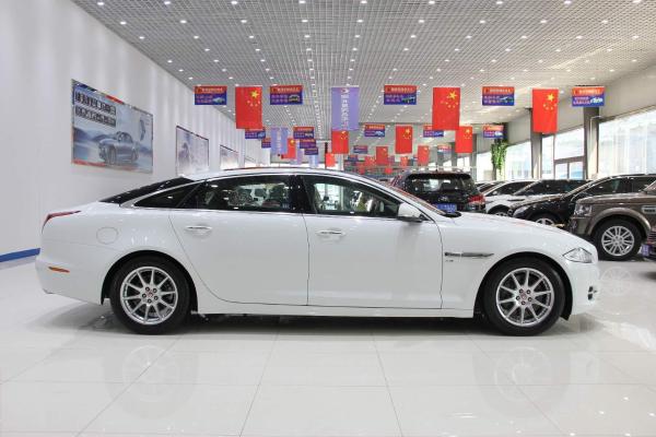 捷豹xj 2015款 捷豹xj xjl 3.0 sc 典雅商务80周年典藏版