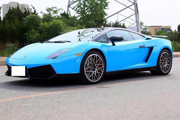 大连2013年6月兰博基尼gallardo2012款lp5604goldedition52蓝色自动档