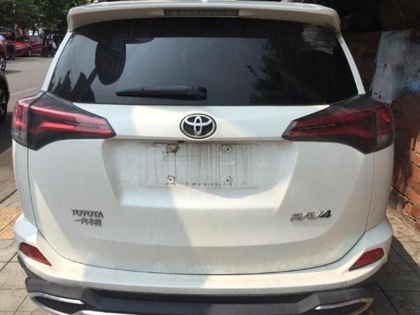 丰田rav4 荣放 2.0l cvt两驱风尚x版图片