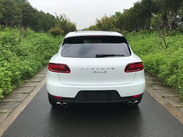 【台州】2016年3月 保时捷 macan 2016款 2.0t 白色 自动档