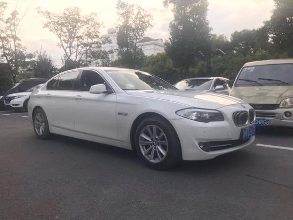 【上海】2011年8月 宝马 宝马5系 525li 2.5l 领先型 手自一体