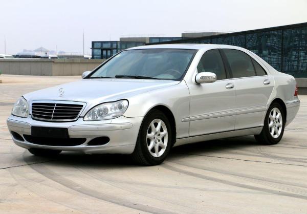 【大连】2005年8月 奔驰 s级 s350 3.7 灰色 自动档