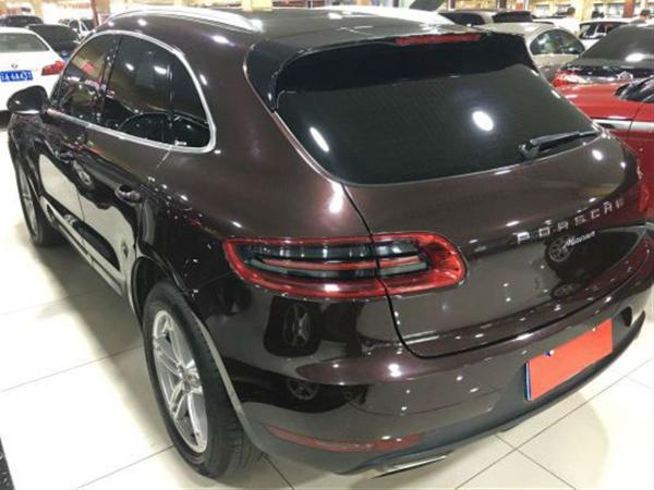 【昆明】2014年12月 保时捷 macan 2.0t 自动档