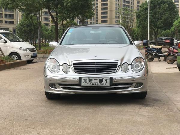 【金华】2005年6月 奔驰 奔驰e级 2004款 e240 2.6l 银灰 手自一体