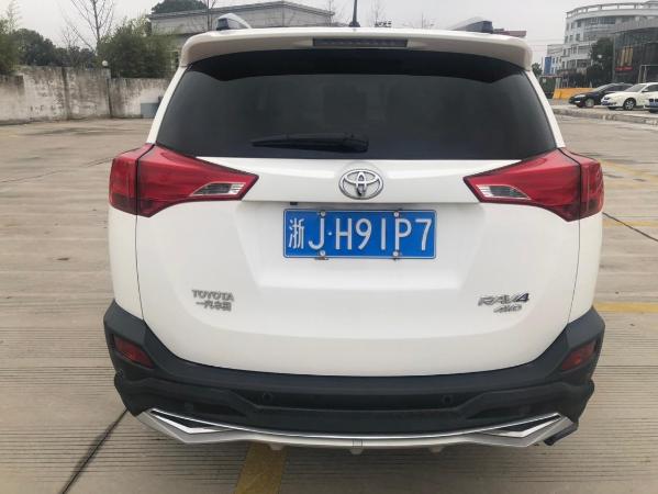 【台州】2013年10月 丰田rav4 2013款 2.0l cvt都市版 自动档