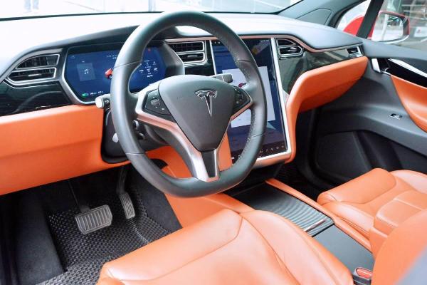 【上海】2018年6月 特斯拉 model x 100d 自动档