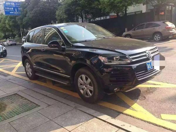 【长沙】2011年5月大众 途锐 3.0tdi v6柴油标配型