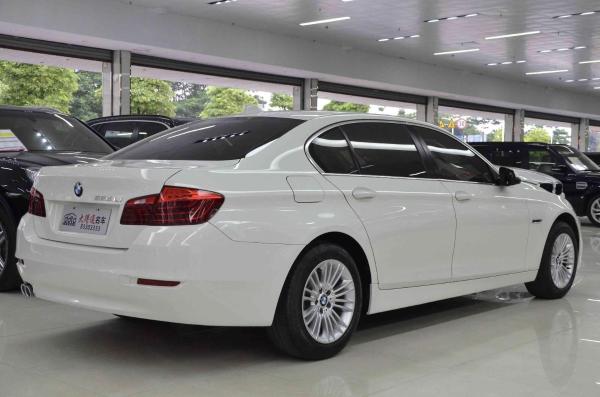 【东莞】2015年4月 宝马 宝马5系 525li 2.0t 领先型 白色 自动档