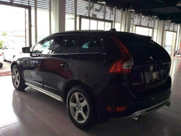 【鞍山】2010年12月 沃尔沃 xc60 2.0t 智尊版 黑色 自动档