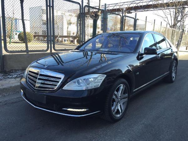 【天津】2010年4月 奔驰 奔驰s级 2013款 s600l 5.5t 黑色 手自一体