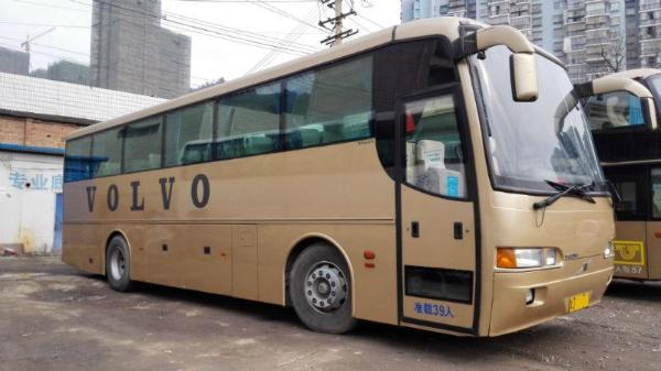 贵阳2004年5月沃尔沃香槟色手动挡