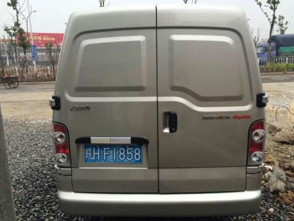 【安庆】2012年2月 长安商用 长安星光4500 长安星光4500 银灰 手动挡