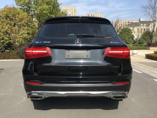 glc260 2022款,glc改款2022款 奔驰glc级 glc260 4matic 2.0t 豪华型