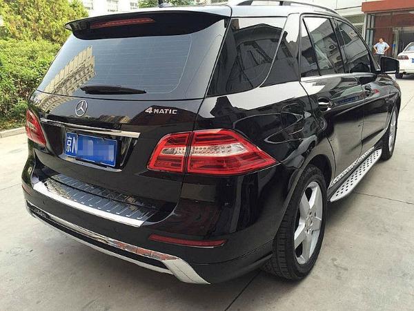 【北京】2016年7月 奔驰 m级 ml400 4matic 3.0t 豪华型 黑色 自动档
