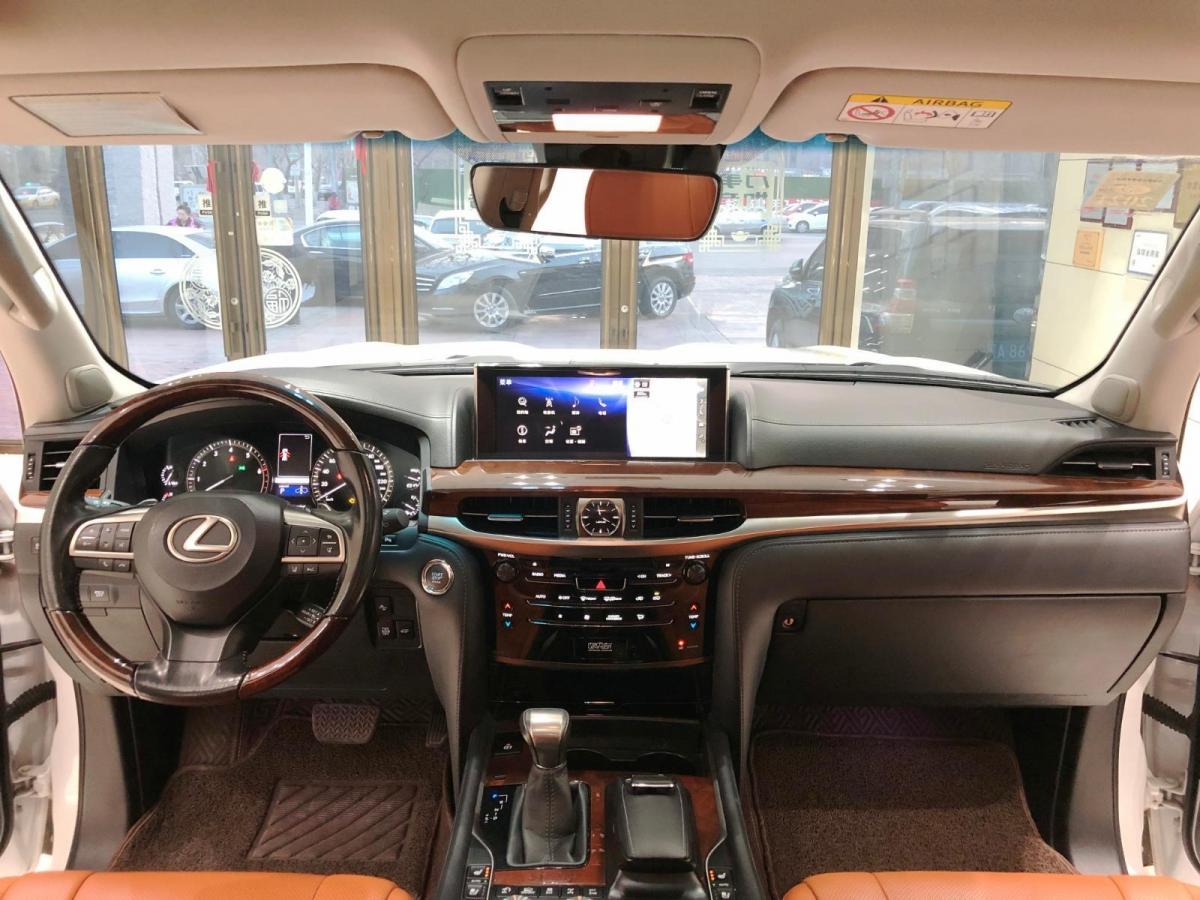 【沈阳】2017年5月 雷克萨斯 lx 2017款 570 尊贵豪华版 自动档