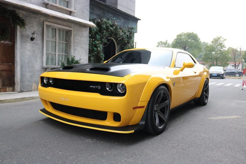 道奇挑战者 srt 地狱猫 hellcat 6.2图片