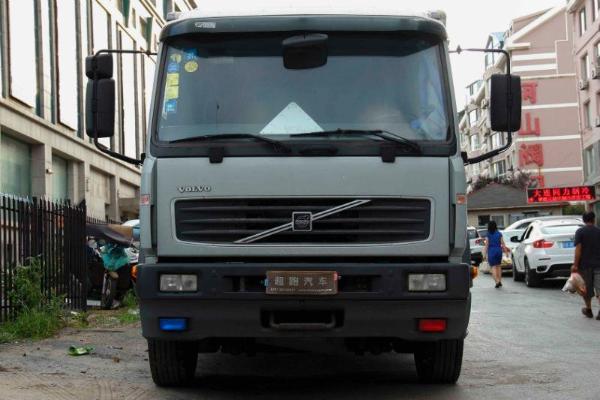 【大连】2005年8月 沃尔沃 沃尔沃防弹运钞车 手续齐全 随时过户 灰色
