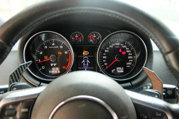 奥迪 奥迪tt tt roadster 2.0t fsi