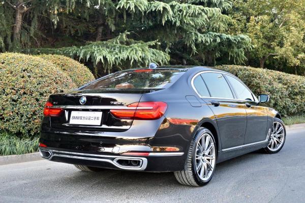 【青岛】2015年11月 宝马 宝马7系 750li 4.4t xdrive 四座版 自动档