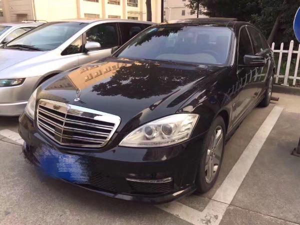 【广州】2008年10月 奔驰 奔驰s级 2010款 s600l 5.5t 黑色 自动档