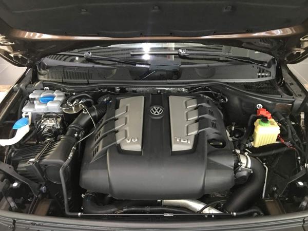 【南宁】2015年3月 大众 途锐 3.0tdi v6柴油标配型 香槟色 自动档