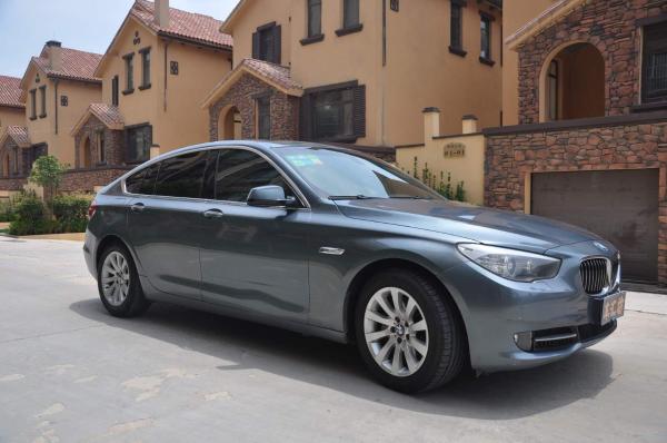 【济南】2010年7月 宝马 宝马5系 gt 535i 3.0t 领先型 蓝色 自动档