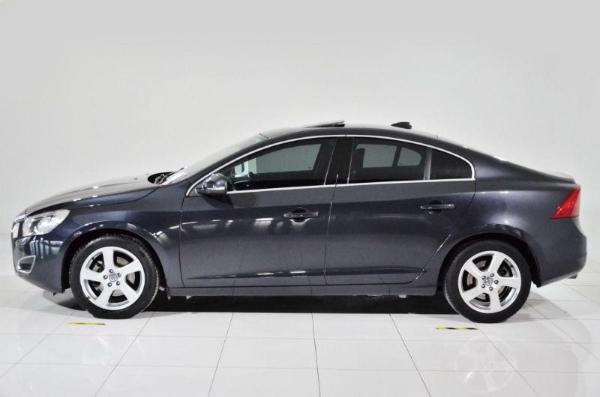 【北京】2012年9月 沃尔沃 s60 2.0t t5 舒适版 灰色 自动档