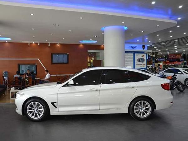 【深圳】2015年2月 宝马 宝马3系 gt 320i 2.0t 领先型 白色 自动档