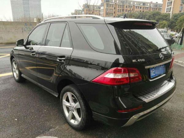 奔驰m级 ml320 4matic 3.0t