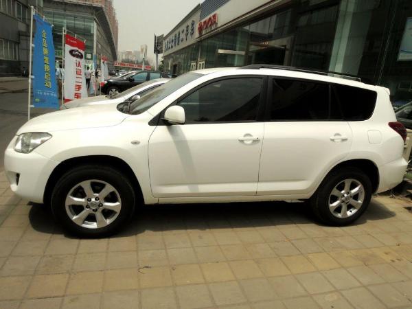 丰田rav4 一汽丰田rav4 2011款 2.0l 自动经典版