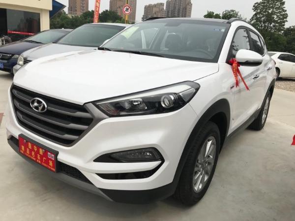 【合肥】2018年3月 现代 途胜 1.6t gls dct两驱智能型 白色 手自一体