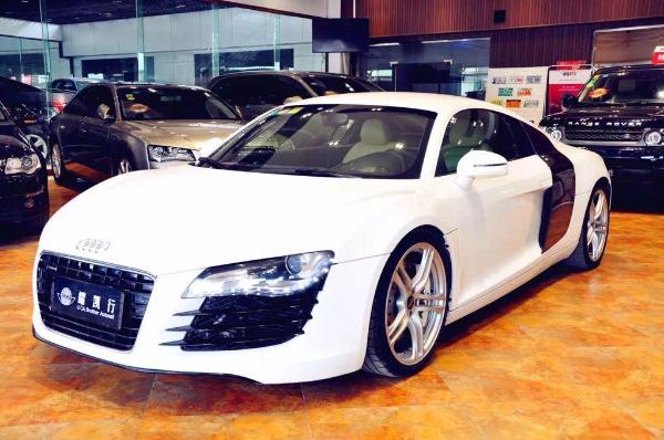 奥迪 奥迪r8 r8 coupe 4.2 fsi quattro
