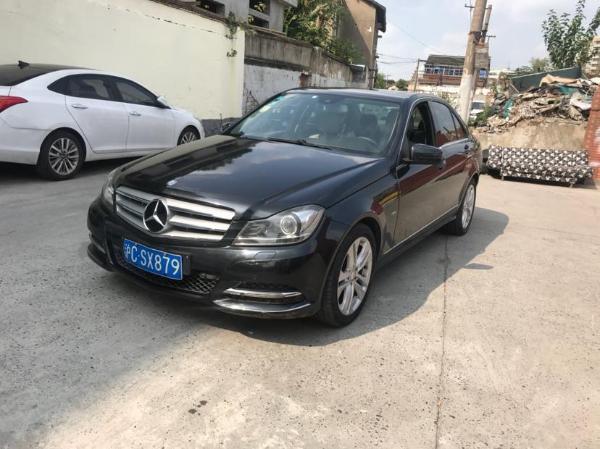 【上海】2011年12月 奔驰c级 c200 cgi 1.8t 时尚型 手自一体