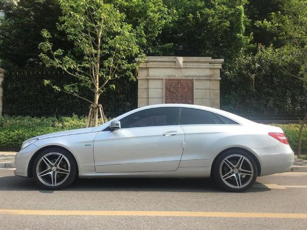 奔驰 进口e级双门轿跑车 1.8 e260 coupe