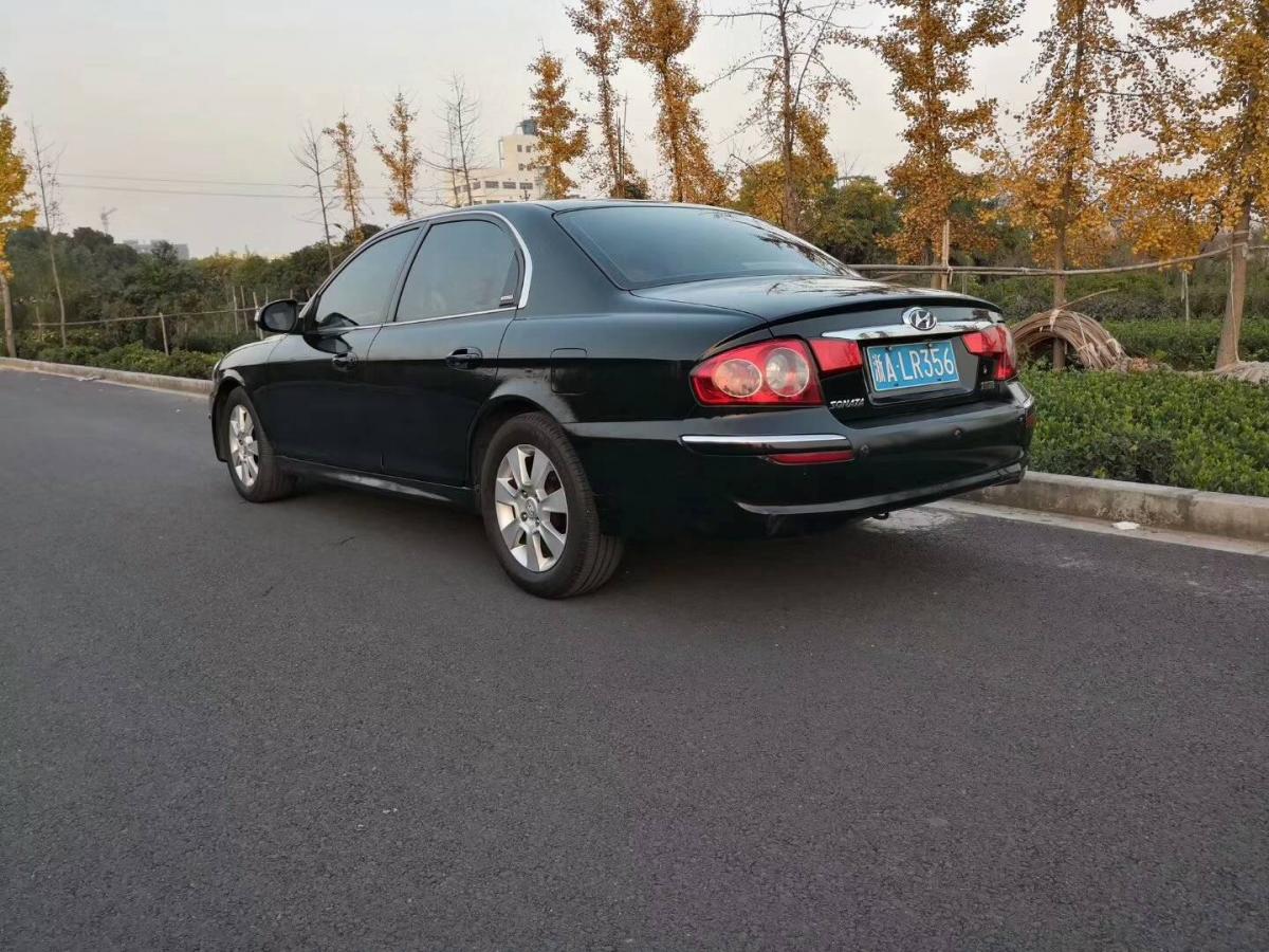 2010年01月现代 索纳塔 2009款 领翔2.0l gls豪华型